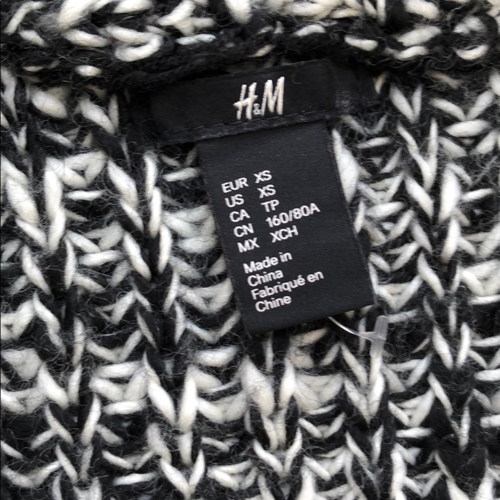 H&M Knit Cardigan - Picture 2 of 7